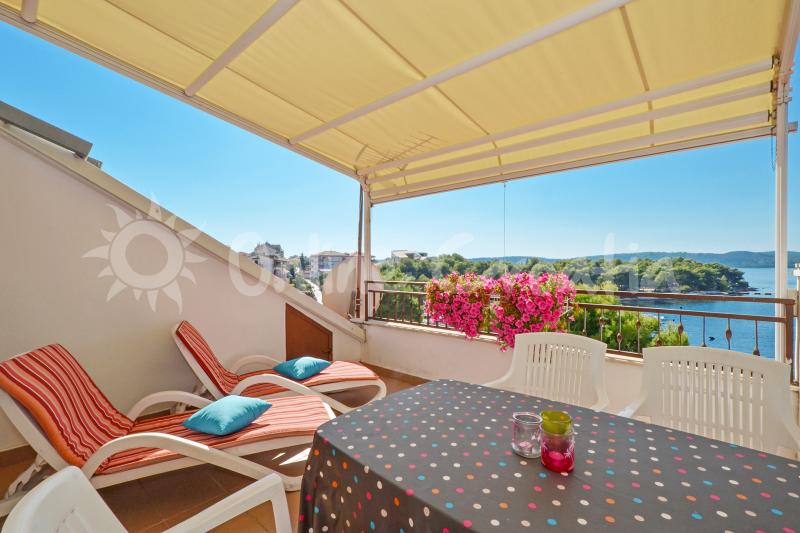 Apartman Saldun 3 (Trogir)
