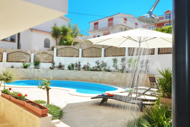 Apartman Solis 3